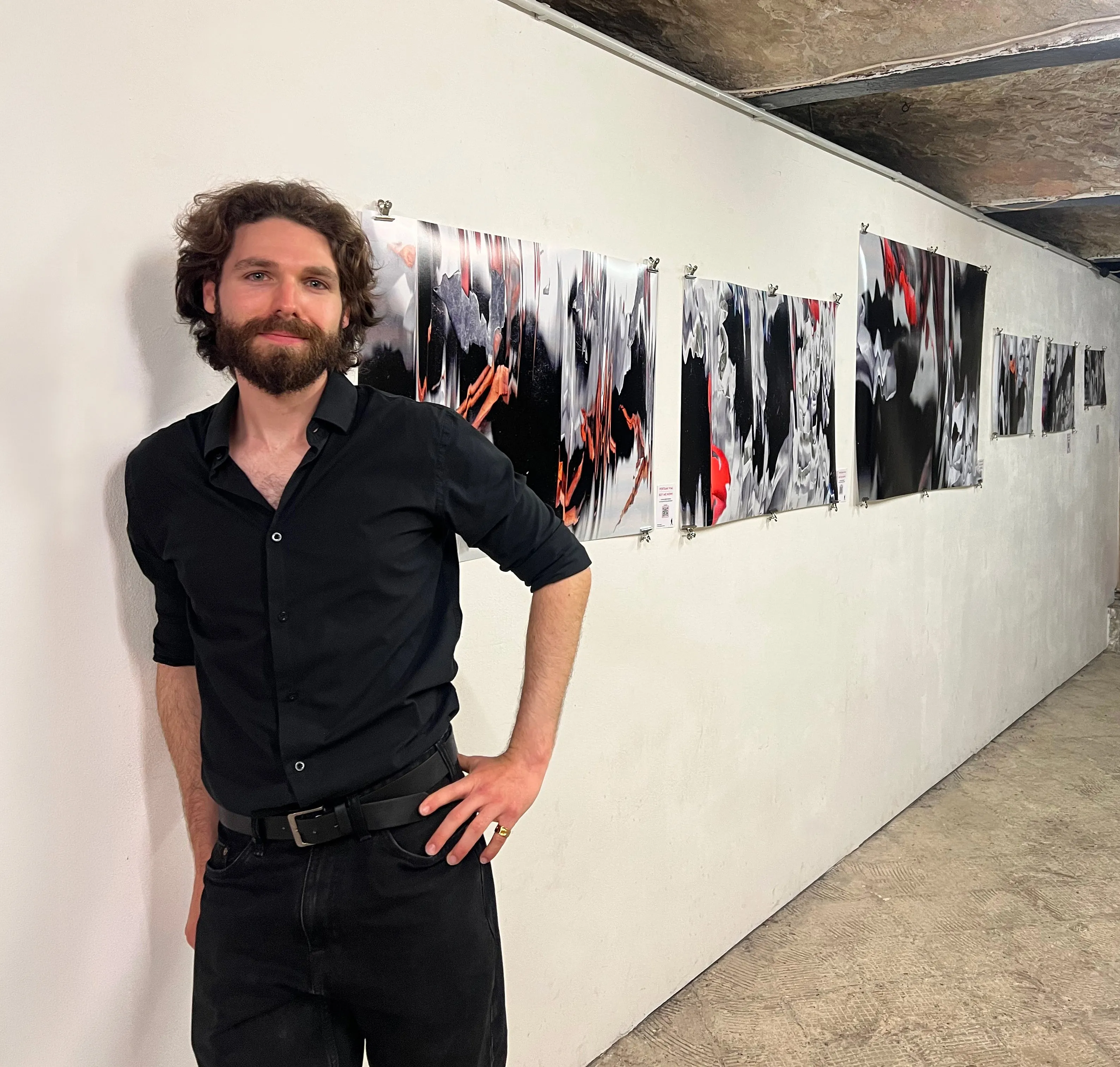Roee Morag at the Blind Exposures installation, Pandora Art Gallery, Berlin, 2026.